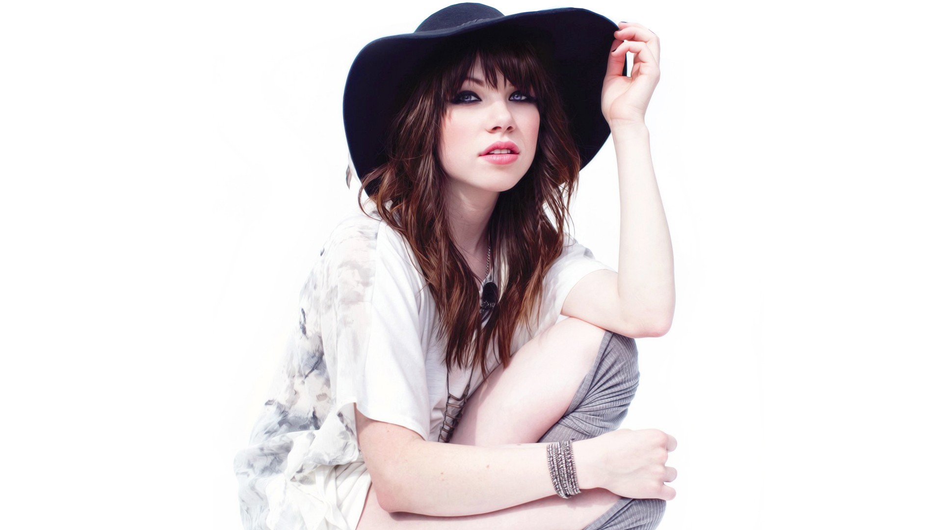 Carly Rae Jepsen Releases ‘Emotion Side B’ EP | Beyond The Stage Magazine